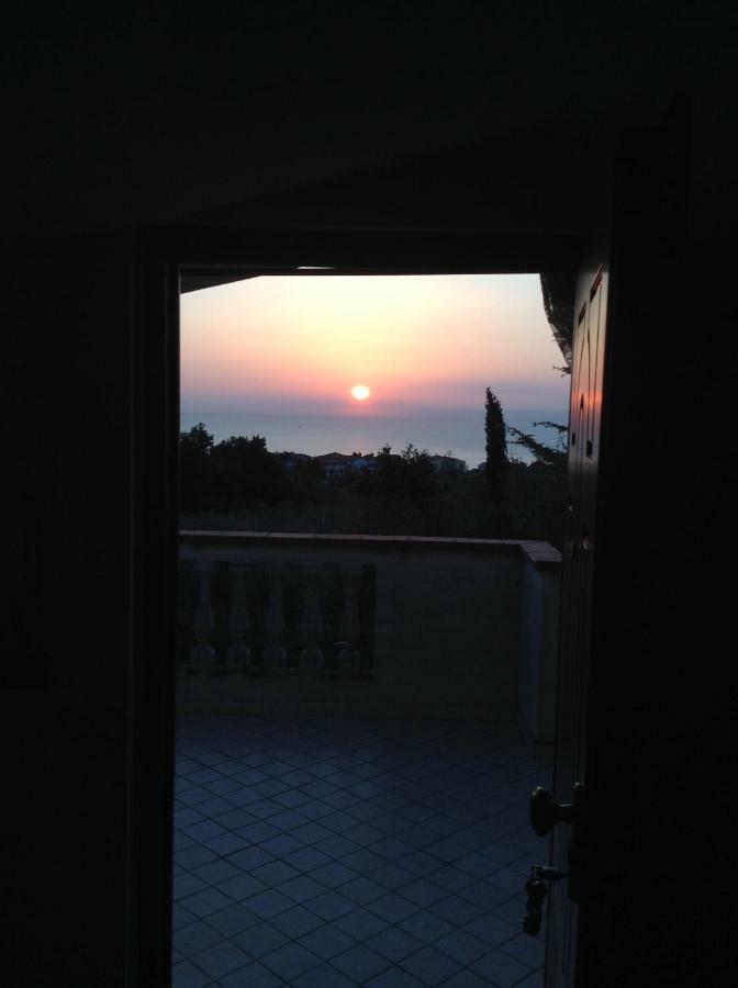 L' Alba Di Alice Apartamento Silvi Marina Exterior foto